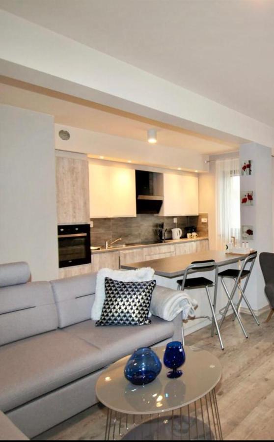 Apartament Lilla Еленя-Гура Экстерьер фото